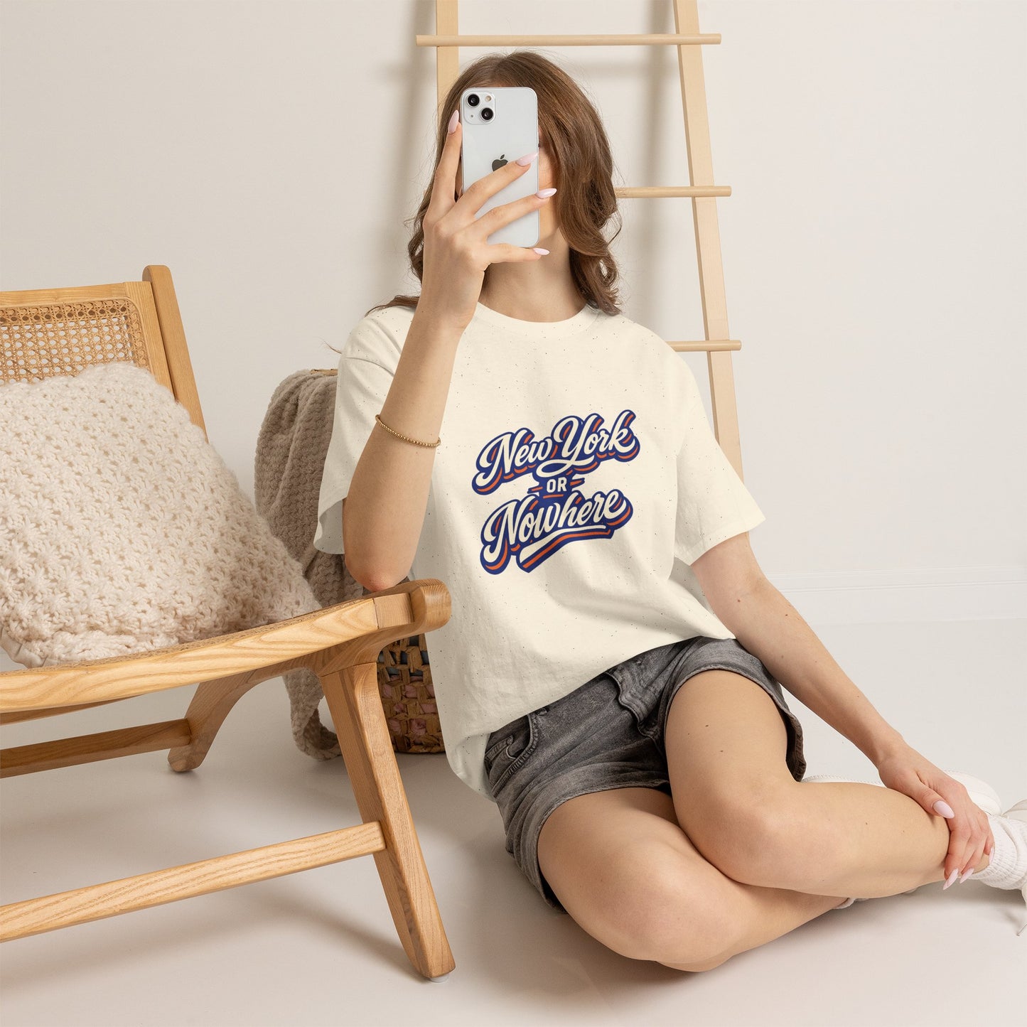 New York or Nowhere T-Shirt | Vintage Script NYC Tee